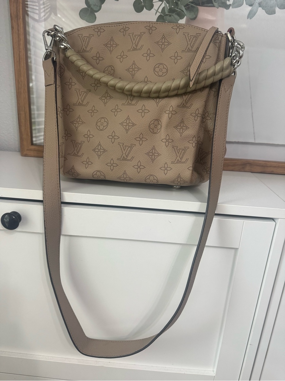 Louis Vuitton Mahina Braided Hand It All PM Crème Leather Shoulder Bag